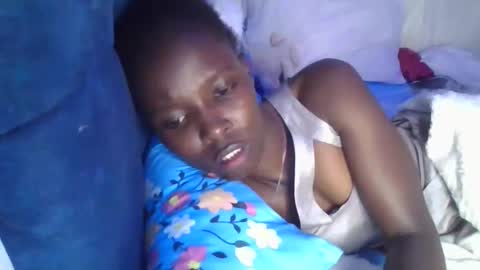 pretty_petite_ebony online show from May 16, 6:18 pm