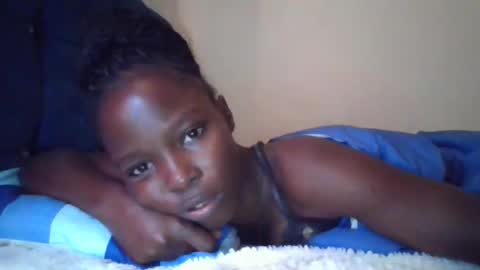 pretty_petite_ebony online show from January 7, 7:01 am
