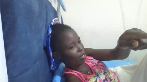 pretty_petite_ebony online show from May 16, 2:03 am