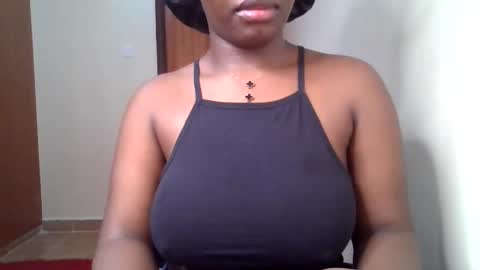 pretty_shila online show from May 26, 12:04 pm