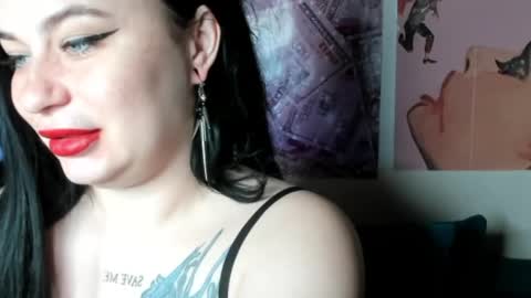 Alice online show from May 18, 3:05 am