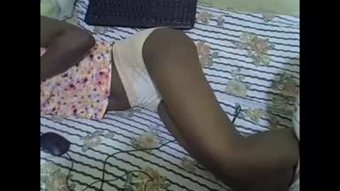 prettyalma online show from January 13, 6:38 pm