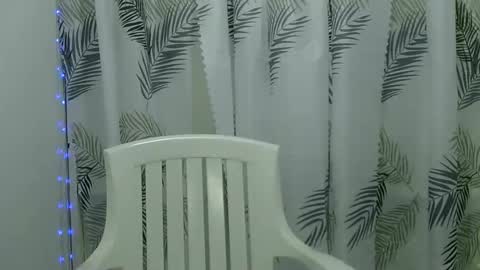 prettygirl_ynna online show from November 7, 12:11 pm