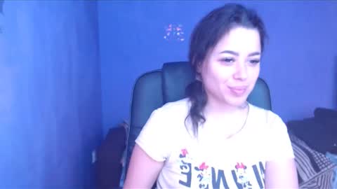 prettyjulliette online show from January 20, 11:45 am