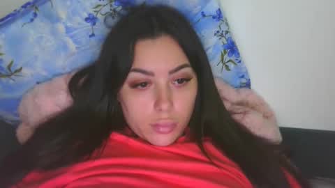 prettyjulliette online show from May 5, 4:54 pm