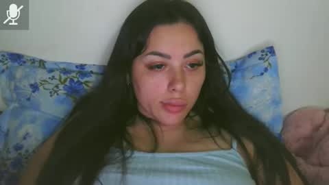 prettyjulliette online show from May 13, 9:09 pm