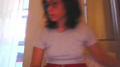 prettyjulliette online show from October 29, 2:53 pm