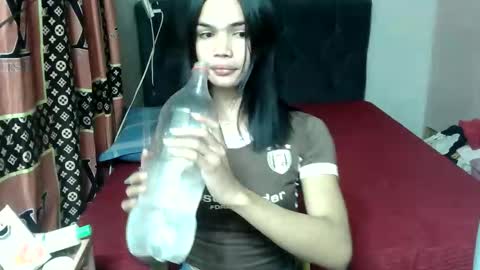 prettykhelcy online show from May 21, 11:08 am