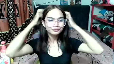 prettykhelcy online show from June 25, 11:56 am