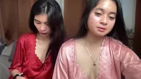 prettylittle_lady online show from December 18, 10:58 pm