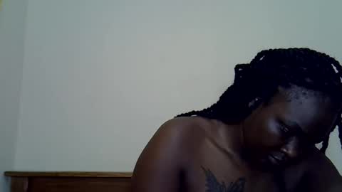 LILIAN online show from May 24, 2:43 am