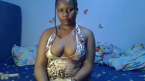 prettymel1 online show from May 26, 6:07 pm