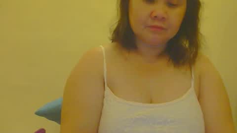 Nhing online show from April 6, 3:13 pm