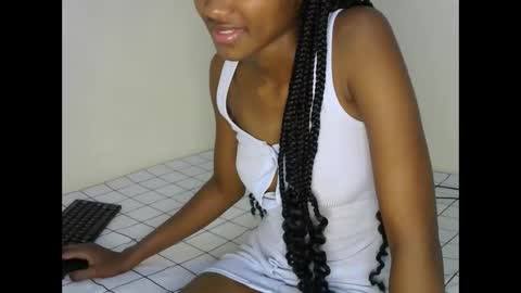 prettyquiny254 online show from September 29, 10:26 pm