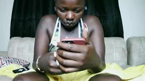 prettyreen online show from February 25, 7:31 am