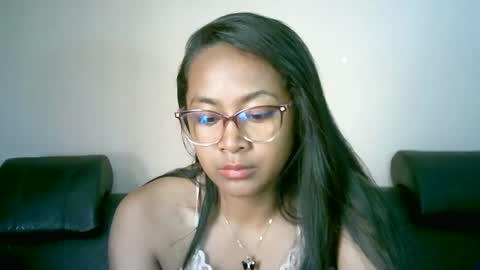 prettysexy3601 online show from May 18, 4:40 am