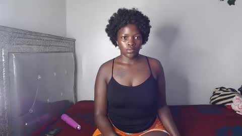 prettysmiles1 online show from September 19, 8:57 am