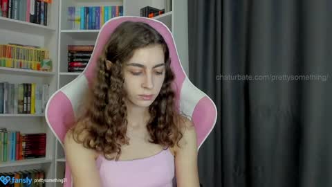 Snapshot of prettysomething chatting on December 3, 3:44 pm Sophie next stream will be at Monday i will wait you guys online show from December 3, 3:44 pm