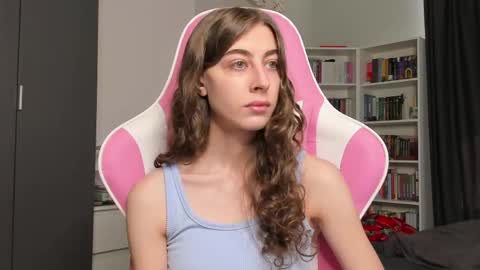 Sophie  next stream will be at Monday  i will wait you guys  online show from May 25, 6:23 am