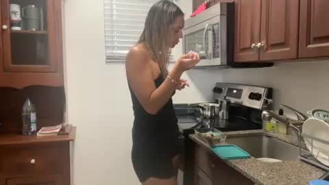 prettyyykittyyy22 online show from March 29, 6:07 pm