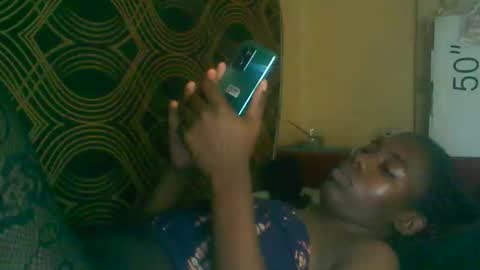 prettyzuzu online show from October 28, 8:53 am