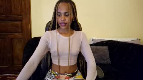 priceless_sexy online show from March 7, 6:31 am