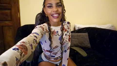 priceless_sexy online show from March 13, 11:39 pm