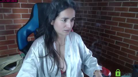 Leia online show from May 30, 8:27 pm