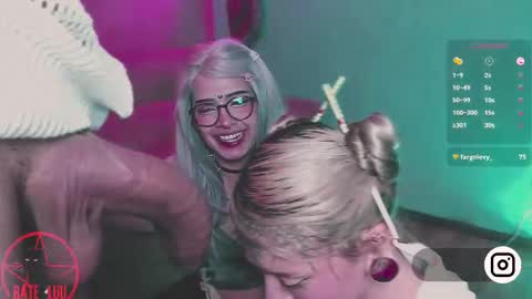 Beth   online show from October 7, 4:50 am