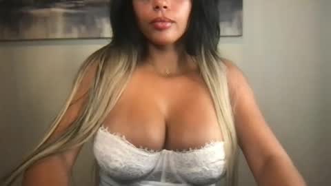 Snapshot of princess1tick chatting on September 15, 5:05 am princess1tick online show from September 15, 5:05 am