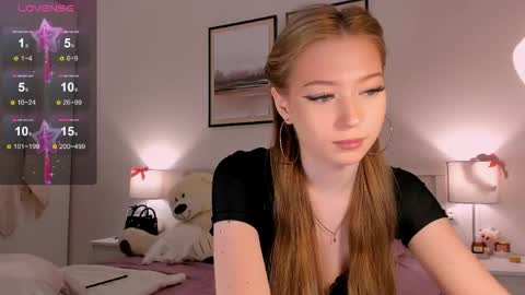 Princess Diana online show from May 23, 8:51 pm