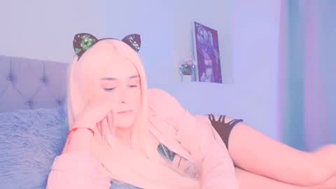 Snapshot of princess_peaach chatting on September 21, 2:43 am ArianaJoliiee online show from September 21, 2:43 am