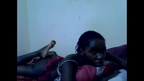 princess_scovia online show from May 16, 9:01 am