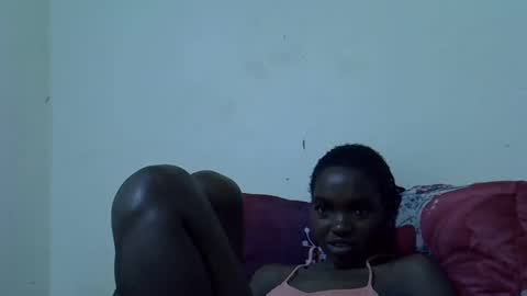 princess_scovia online show from May 12, 4:24 pm