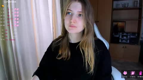 princessaalicc online show from November 22, 7:55 am