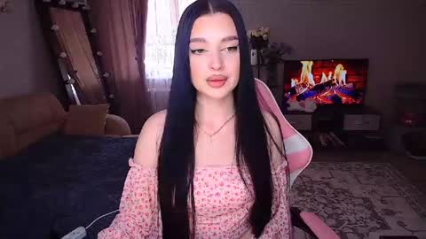 princessamira1 online show from May 20, 9:06 am