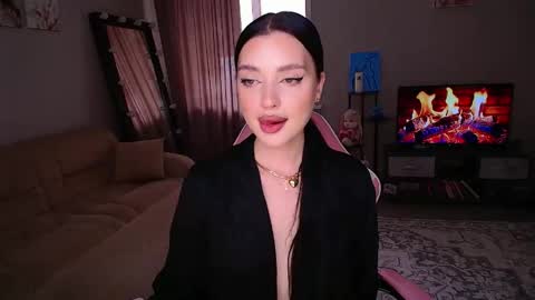 princessamira1 online show from May 12, 9:06 am