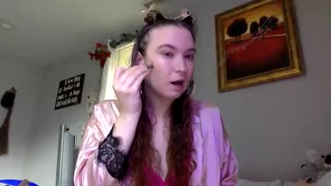 Annie Violet online show from May 26, 6:29 pm
