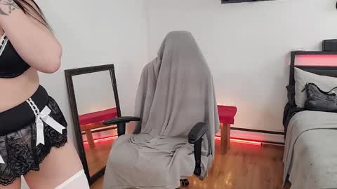 Princessavavictoria online show from April 6, 1:49 am