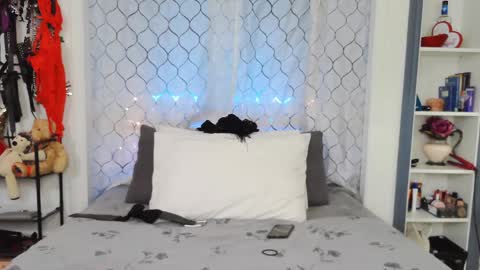 Princessavavictoria online show from February 21, 4:35 am