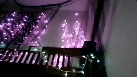 Holly love online show from October 30, 5:21 am