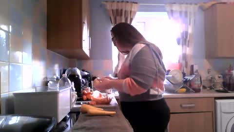 princessjennileigh online show from October 5, 3:39 pm