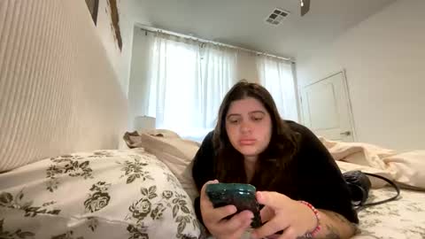 princessviccxo online show from May 21, 5:11 pm