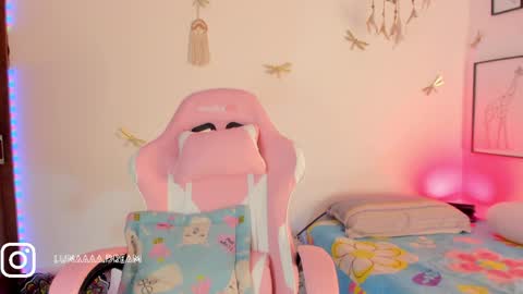 princessluna_14 online show from May 26, 9:03 pm