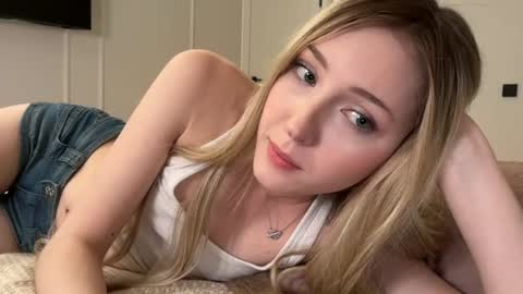 Kate online show from June 20, 4:32 pm