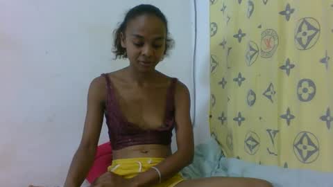 princia2409 online show from March 26, 1:57 pm