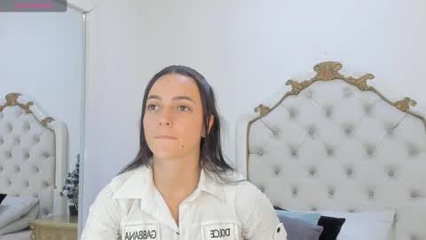 Marcela online show from December 13, 6:05 pm