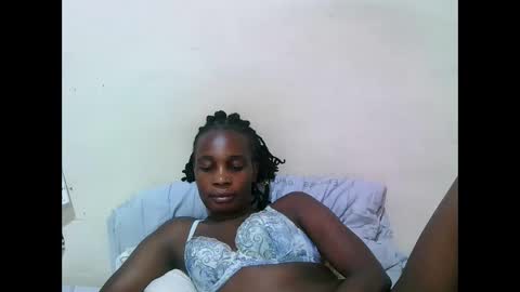 pritty_amber online show from May 10, 6:54 pm