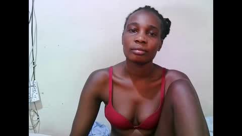 pritty_amber online show from May 24, 9:30 am