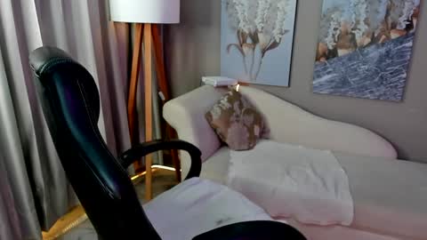 Snapshot of priya_rose chatting on January 15, 5:58 pm Priya Rose online show from January 15, 5:58 pm